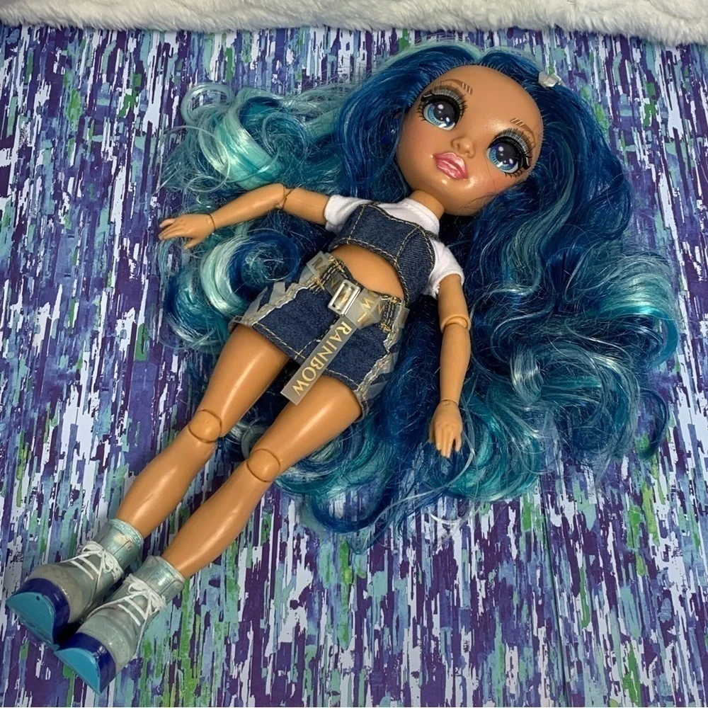 MGA Entertainment rainbow high
